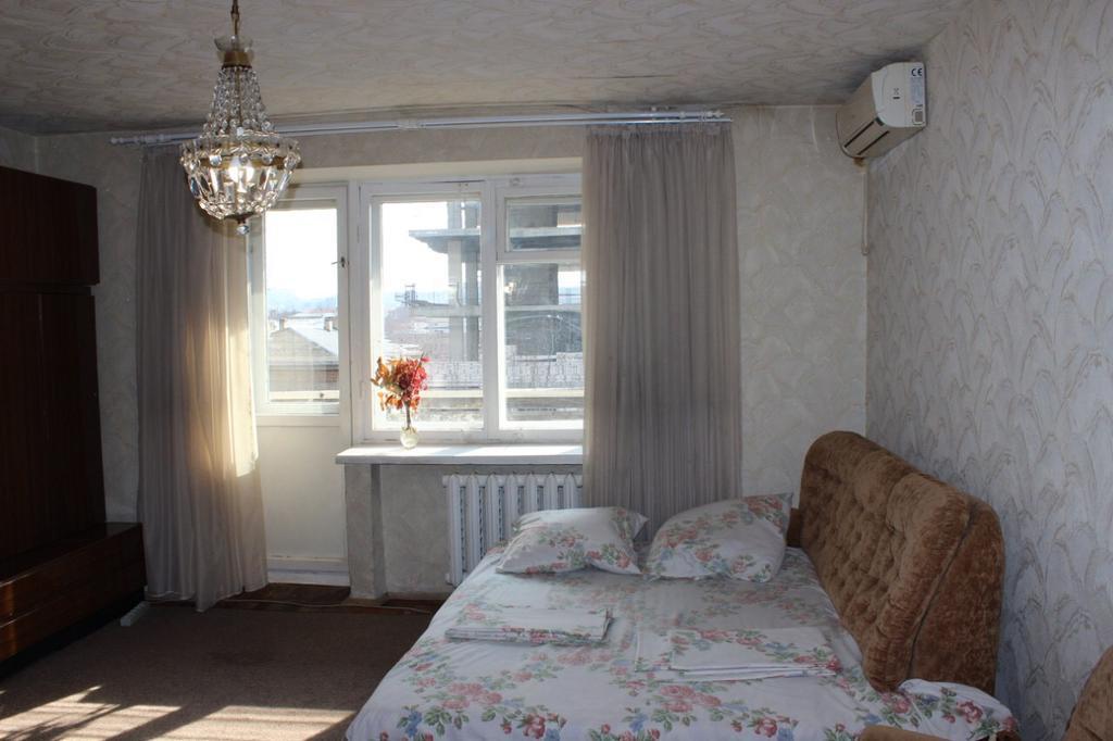 Apartment Near Opera Hause Днепр Экстерьер фото